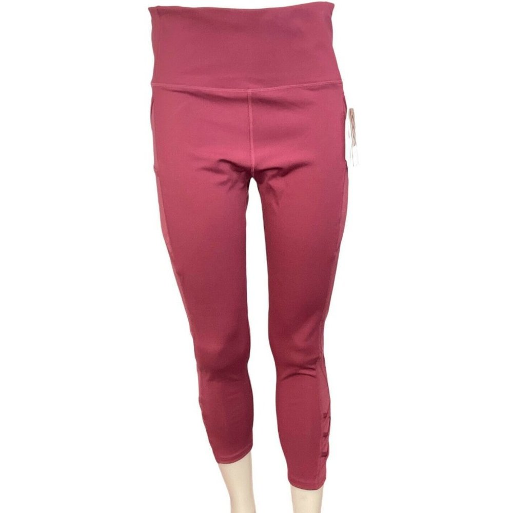 Women’s Leggings Size XL TKO TECHNICAL KNOCKOUT Berry-7/8 Length, Breathable